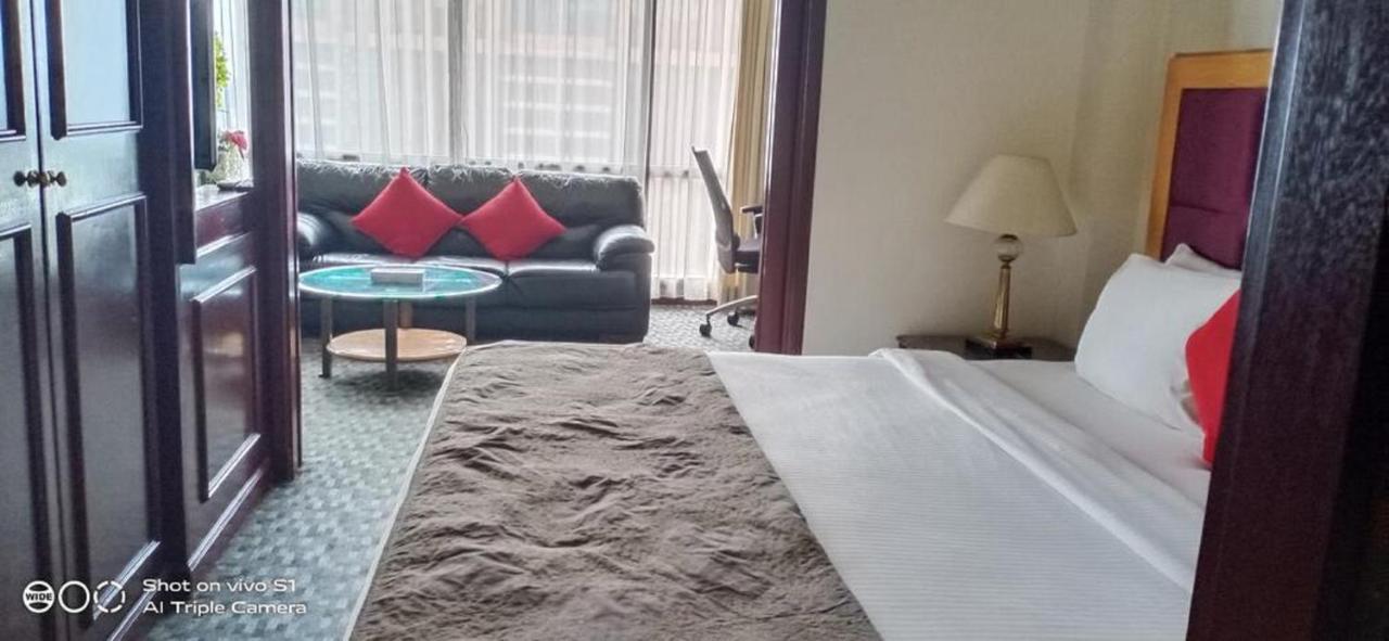 Residence Suite At Berjaya Times Square Kl Kuala Lumpur Exteriör bild