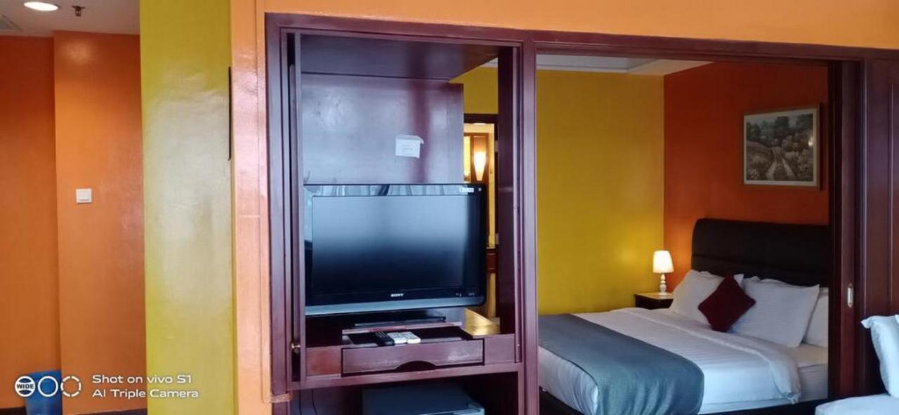 Residence Suite At Berjaya Times Square Kl Kuala Lumpur Exteriör bild