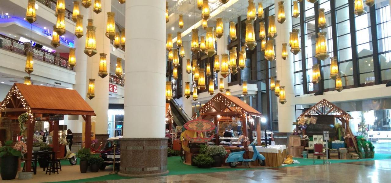 Residence Suite At Berjaya Times Square Kl Kuala Lumpur Exteriör bild