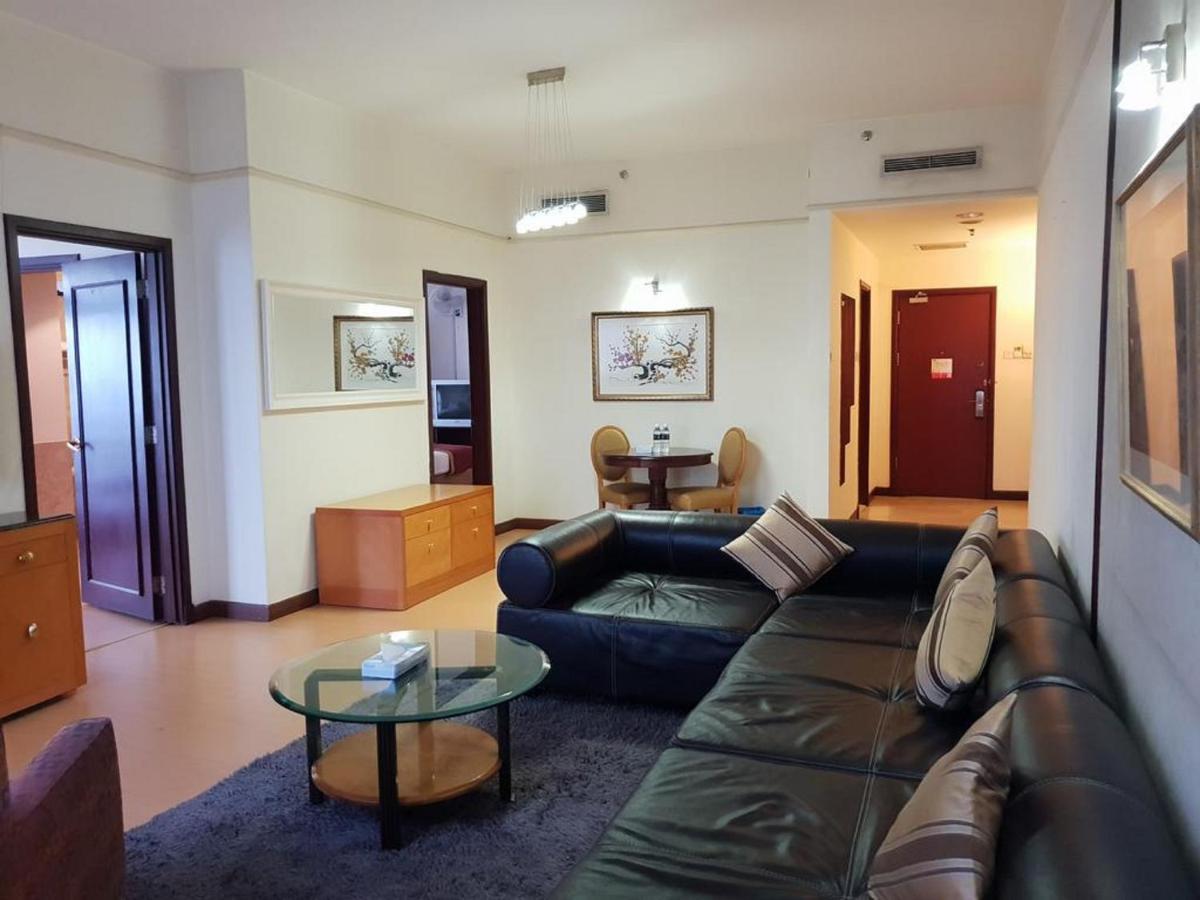 Residence Suite At Berjaya Times Square Kl Kuala Lumpur Exteriör bild