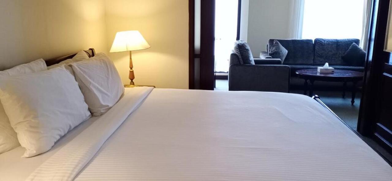 Residence Suite At Berjaya Times Square Kl Kuala Lumpur Exteriör bild