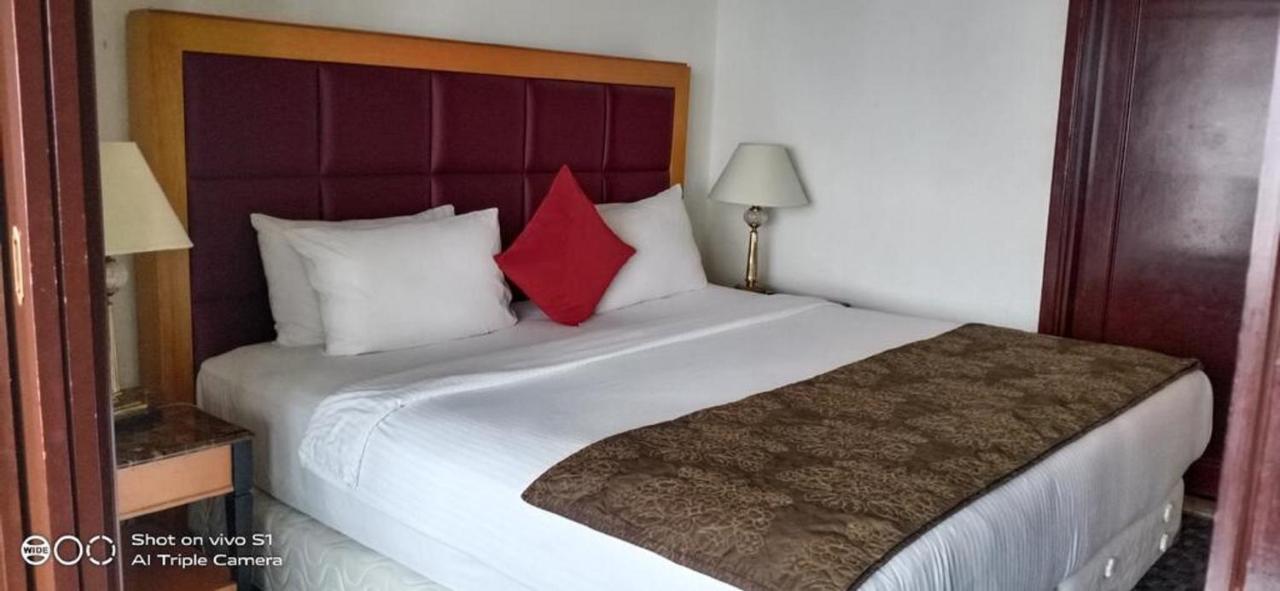 Residence Suite At Berjaya Times Square Kl Kuala Lumpur Exteriör bild
