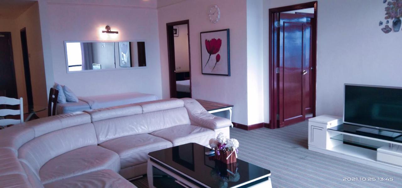 Residence Suite At Berjaya Times Square Kl Kuala Lumpur Exteriör bild